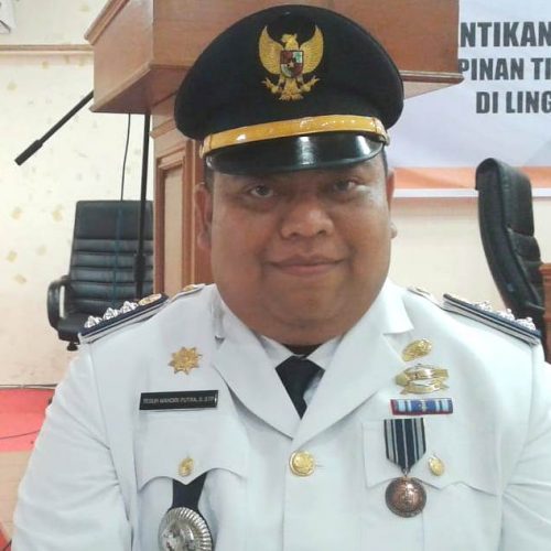 teguh, Camat Pandrah