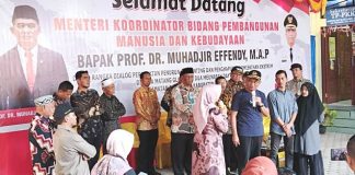 Berkunjung ke Gampong Matang Glumpang Dua Meunasah Dayah, Menko PMK Dialog Penurunan Stunting dan Kemiskinan Ekstrim
