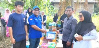PMI, Dinsos dan PT Takabeya Bantu Korban Kebakaran di Gampong Matang Glumpang Dua Meunasah Dayah