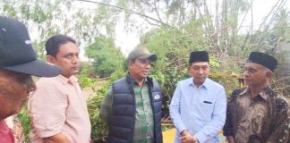 Tinjau Jembatan Putus Dihantam Banjir di Pidie Jaya, HRD Segera Ajukan Penanganan Darurat