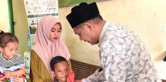 Peace Full Muharram Lebaran Yatim dan Difabel, KUA Gandapura Salurkan Paket Santunan
