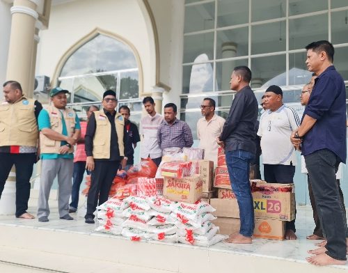 KKM Tematik UNIKI, Wujudkan Kepedulian Sosial Lewat Aksi Bersih Meunasah dan Rumah Warga di Pante Gajah