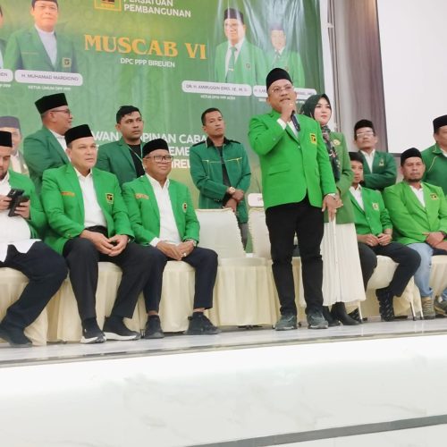 Ditetapkan Dalam Muscab VI, Edi Obama Ketuai PPP Bireuen Edi Saputra memberikan sambutan usai ditetapkan sebagai Ketua PPP Bireuen dalam Muscab VI Tahun 2026, Selasa (28/4/2026) malam di Aula Wisma Bireuen Jaya (Foto: Suryadi/Kabar Bireuen)