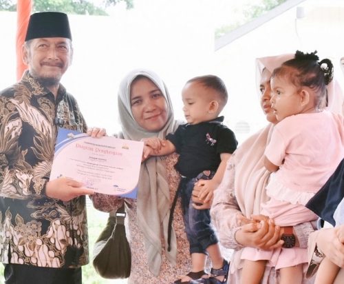 Momentum PID 2026, Pemkab Bireuen Beri Penghargaan kepada 50 Anak Berstatus Imunisasi Dasar Lengkap