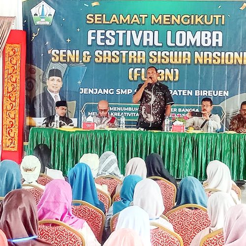 Buka FLS3N SMP, Kadisdikbud Bireuen: Jadikan Ajang Ini Panggung yang Sportif