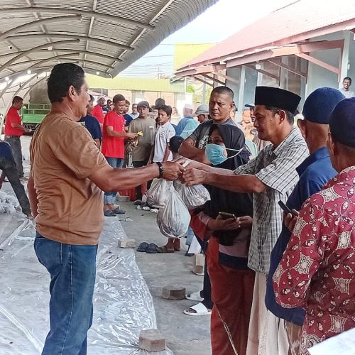 Sembelih 12 Hewan Kurban, Panitia Bagikan 508 Kupon Daging kepada Warga Gampong Geudong-Geudong