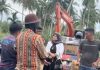 Kerahkan Alat Berat, Adnen Nurdin Bantu Perbaiki Jalan Longsor Paya Cut–Simpang Mulia