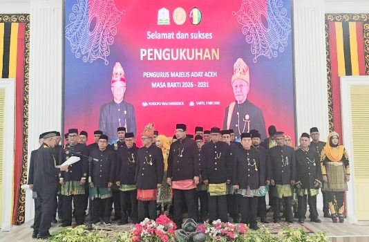 Wali Nanggroe Kukuhkan Pengurus MAA Aceh Periode 2026-2031
