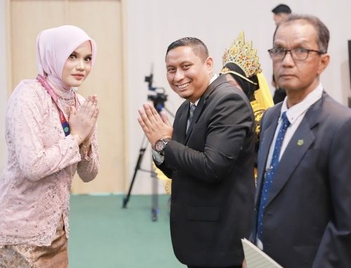 Fikom Umuslim Yudisium 70 Lulusan, Dekan Ingatkan Pentingnya Etika di Era Digital