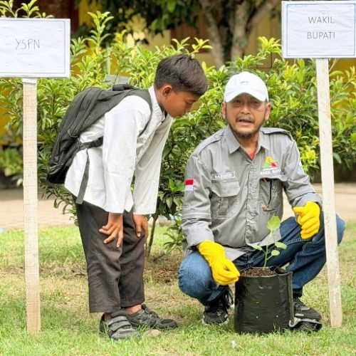 Wabup Bireuen: Sekolah Harus Jadi Laboratorium Hidup untuk Mencetak Petani Modern