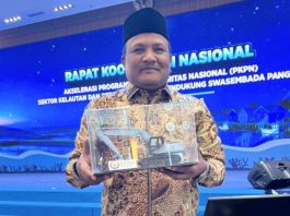 Bupati Bireuen Terima Bantuan Excavator dari Kementerian Kelautan dan Perikanan, Siap Percepat Pemulihan Tambak Pascabanjir