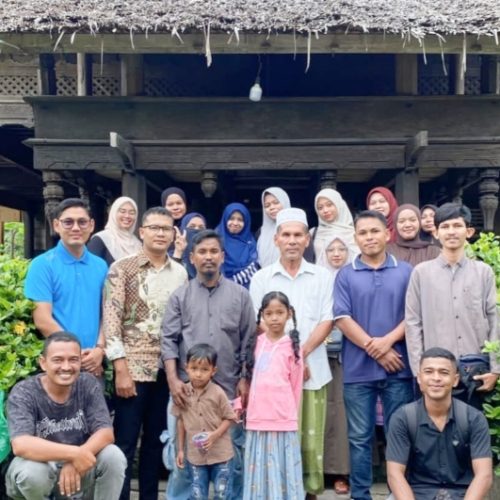 Komunitas Baca Bireuen Telusuri Warisan Intelektual Teungku Chiek Awe Geutah, Kaji Manuskrip Berusia Tiga Abad Lebih