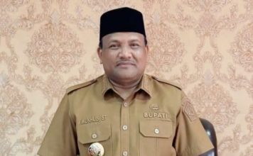 Sambut Tahun Ajaran Baru, Bupati Bireuen Minta Ayah Luangkan Waktu Antar Anak ke Sekolah