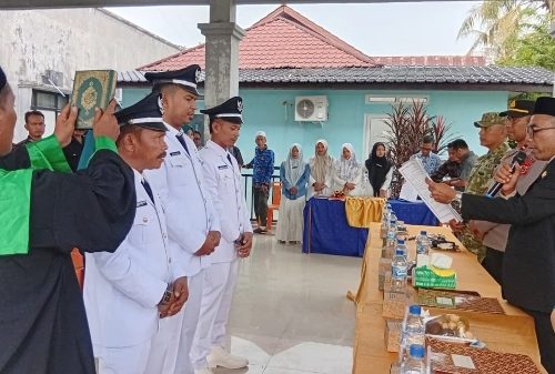 Tiga Keuchik Definitif di Jeumpa Dilantik, Camat Ingatkan Kelola Dana Desa Secara Transparan