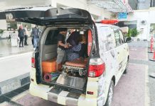 Bupati Mukhlis Fasilitasi Ambulans Jemput Pekerja Asal Bireuen yang Sakit Dipulangkan dari Malaysia