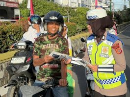 Tingkatkan Kesadaran, Satlantas Polres Bireuen Edukasi Masyarakat Tentang Ketertiban Berlalu Lintas
