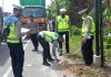 Satlantas Polres Bireuen Olah TKP Kecelakaan Truk Sampah dengan Mobil Box di Simpang Mamplam