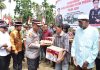 Kapolda Aceh Resmikan Jembatan Merah Putih Presisi di Gampong Meunasah Keutapang, Serahkan Sembako untuk Warga Kurang Mampu di Jeunieb