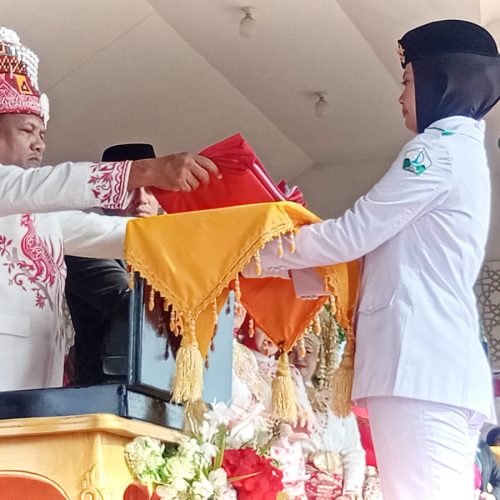 Dipimpin Bupati Bireuen, Upacara Pengibaran Bendera Merah Putih Berlangsung Khidmat