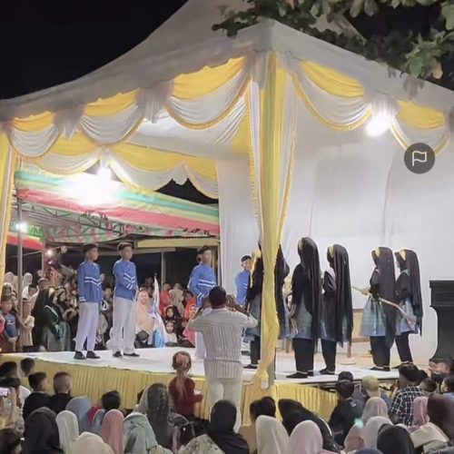 Drama Laksamana Keumalahayati MTsN 10 Bireuen Hipnotis Warga Makmur