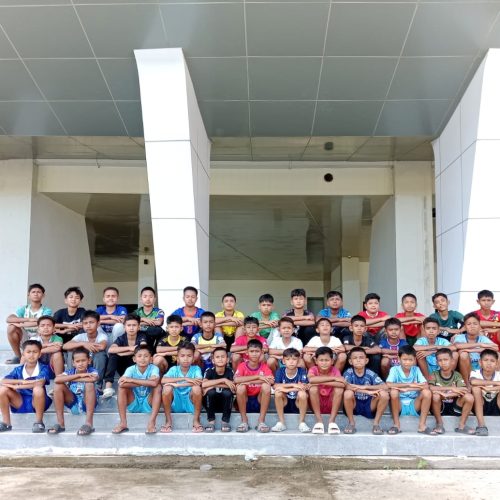 Rombongan Pemain SSB Bijeh Mata Cot Rabo Tiba di Padang Pariaman untuk Berlaga di Soccer Junior League