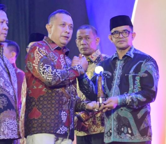 Pemerintah Aceh Terima Serambi Award 2026 atas Penanganan Bencana