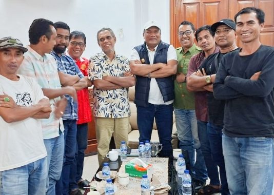 Dukung PSSB ke Piala Soeratin U-13 Aceh, Bupati Bireuen Janji Benahi Stadion Paya Kareung