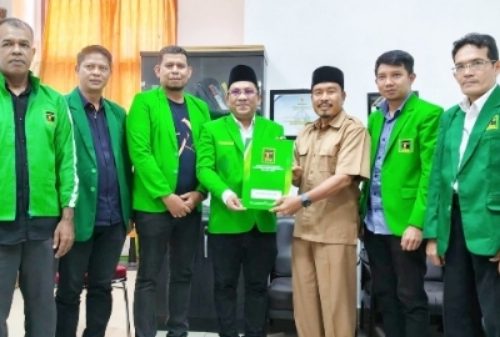 Setelah Terima SK Kepengurusan, Ketua PPP Bireuen Silaturahmi ke KIP dan Badan Kesbangpol