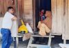 Peringati Hari Damai Aceh, Dinsos Bireuen Santuni Keluarga Almarhum Nek Amat