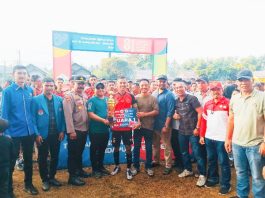 Hadiri Penutupan Turnamen Sepak Bola Antar-Gampong di Gandapura, Ketua DPC PPP Bireuen Edi Saputra Apresiasi Kerja Keras Panitia