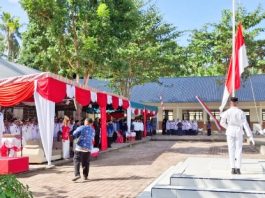 Lapangan Becek, Upacara HUT RI ke-81 di Makmur Dipindah ke Halaman SMAN 1