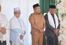 Hadiri Pengukuhan Waled Ibrahim sebagai Pimpinan Dayah Darul Falah Jeunieb, Bupati Bireuen Tekankan Peran Ulama Bentengi Generasi Muda