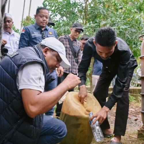 83 Sumur Minyak Masyarakat di Bireuen Diverifikasi, Bupati Mukhlis Dorong Legalitas Tanpa Matikan Ekonomi Warga