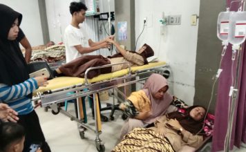 Mengeluh Mual Setelah Santap MBG, Belasan Siswa SMAN 1 Kuala Dilarikan ke RSUD dr Fauziah Bireuen