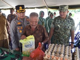 Kapolres Bireuen Hadiri Bazar Pasar Murah Sambut HUT TNI ke-81