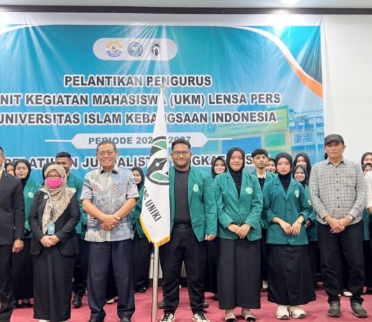 Lantik Pengurus Lensa Pers UNIKI, Rektor Harapkan Harus Mampu Sampaikan Informasi Kritis, Objektif, dan Berimbang