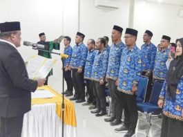 Lantik 34 Kepala Sekolah, Bupati Mukhlis Ingatkan Jabatan Ini Amanah untuk Masa Depan Generasi Bireuen