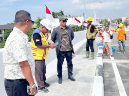 Jembatan Baru Krueng Tingkeum Kuta Blang Rampung, HRD Tinjau Kesiapan Pengoperasian Besok