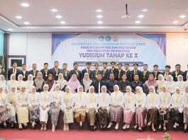 Yudisium 53 Mahasiswa Informatika FKOM UNIKI, Diingatkan Terus Asah Kompetensi