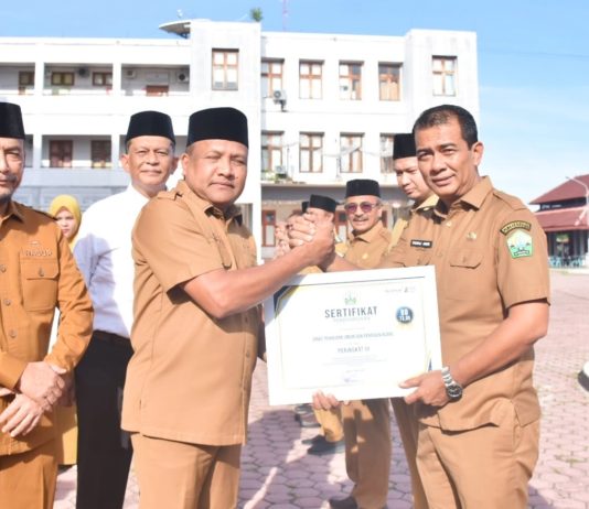 Pemkab Bireuen Beri Penghargaan SAKIP dan Apresiasi Pembangunan ZI 2026, Ini Penerimanya