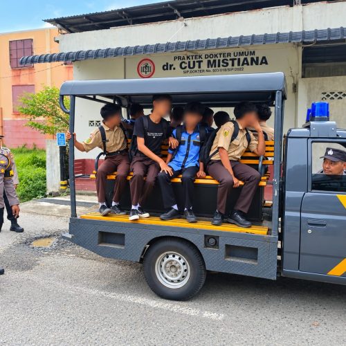 Polres Bireuen Amankan Pelajar Bolos Sekolah, Merespon Aduan Masyarakat Melalui Layanan 110