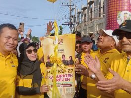Dilepas Bupati Mukhlis, Antusiasme Warga Membludak Ikuti Fun Walk HUT ke-27 Bireuen