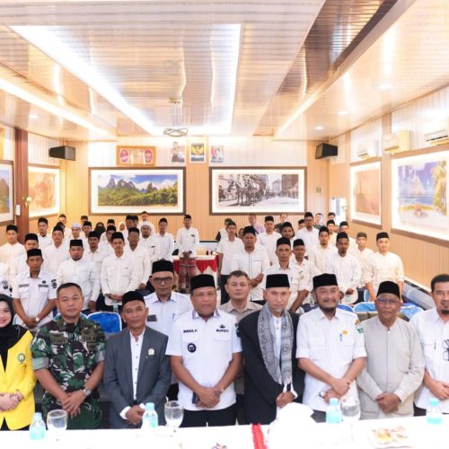 Diikuti Santri dan Alumni Dayah, Bupati Bireuen Buka Pendidikan Kader Ulama 2026