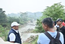 Bupati Bireuen Tinjau Tanggul Jebol di Pante Karya, Kerahkan Empat Ekskavator untuk Penanganan