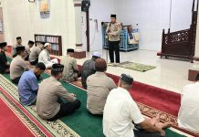 Kapolres Bireuen Subuh Keliling di Masjid Baitul Izzah, Ajak Masyarakat Cegah Narkoba, Bullying dan Hindari Judol