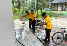 Polres Bireuen Gotong Royong di Masjid Baitul Izzah, Sambut Hari Jadi ke-75 Humas Polri