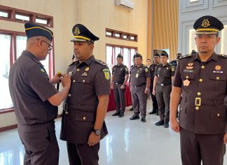 Gantikan Wendy Yuhfrizal, Kajari Bireuen Lantik Al Muhajir sebagai Kasi Intel