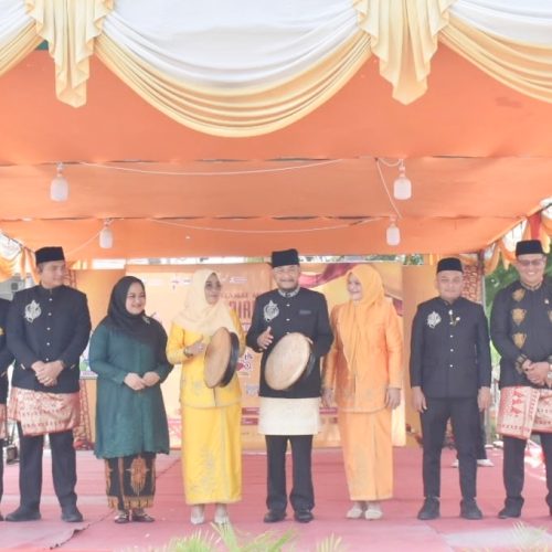 Diiringi Tabuhan Rapa’i, Wabup Razuardi Buka Rangkaian Peringatan HUT ke-27 Bireuen